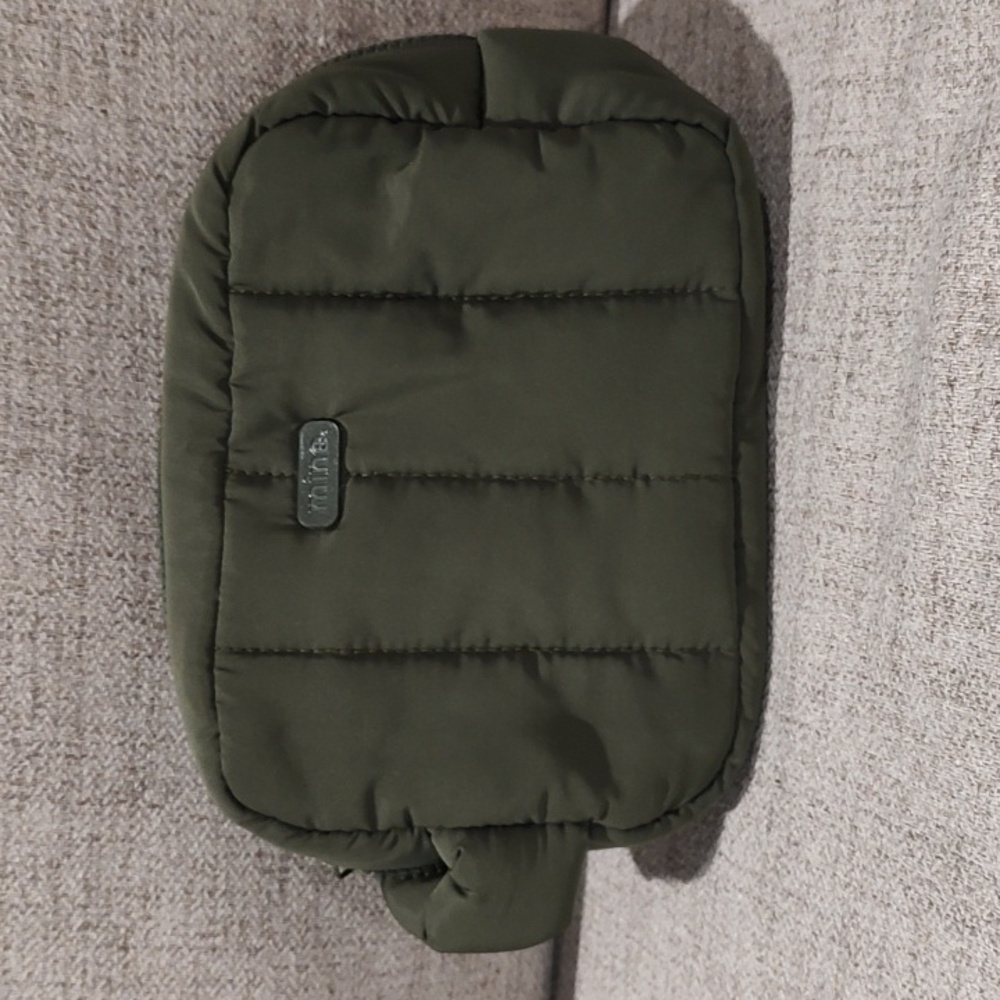 Ultra Soft! My Tagalongs mine. Cosmetic Make-Up Bag Used Olive Green Used